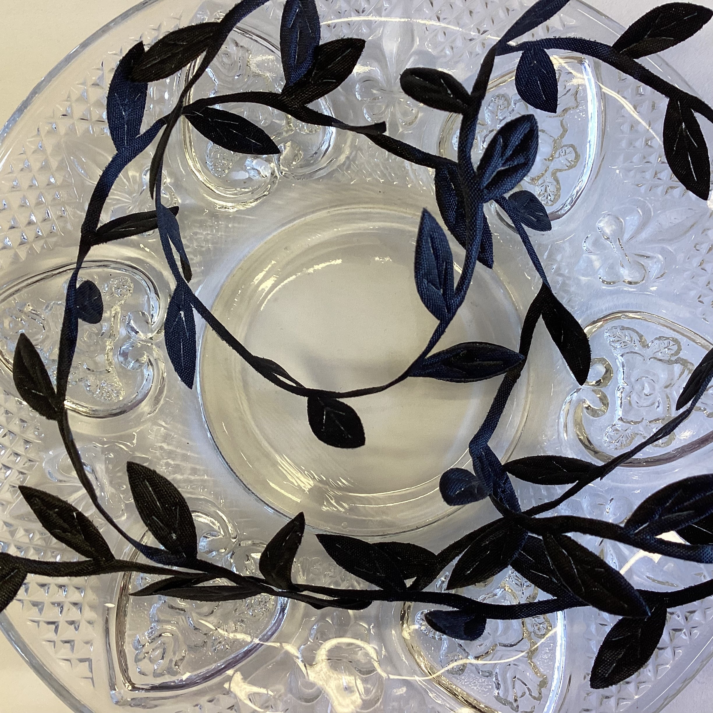 Creative Impressions 1" LEAFY VINE RIBBON Leaf 1 yard yd