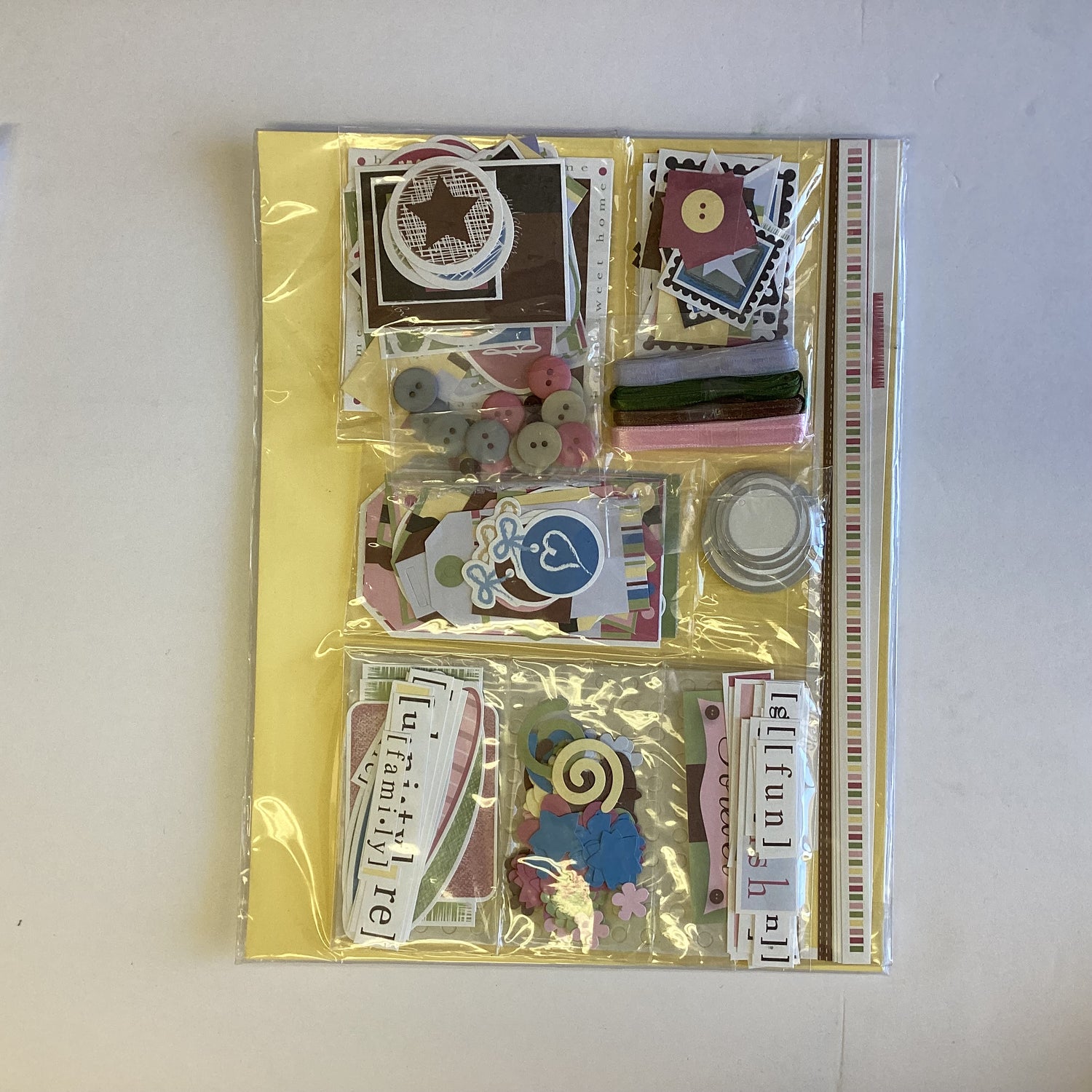 Scrapbooksrus JOURNEY MEMORIES 12"X12" Complete Scrapbook Kit