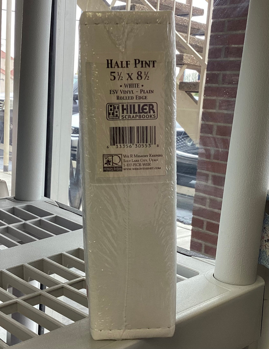 We R HALF PINT 5.5"X8.5” Ring Scrapbook Album