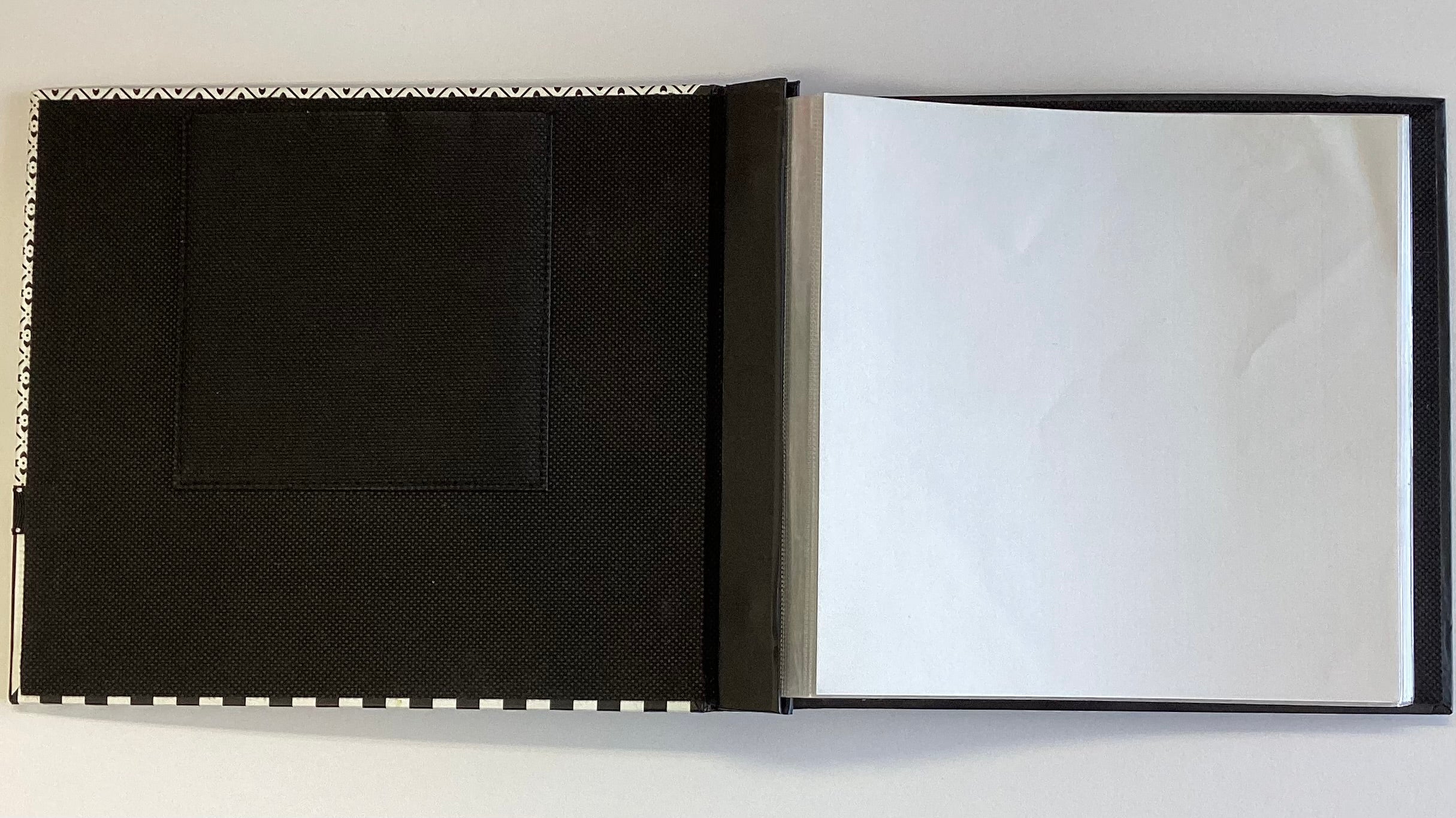 Postbound Album BLACK WHITE FLORAL STRIPE Frame 8"X8" Scrapbook