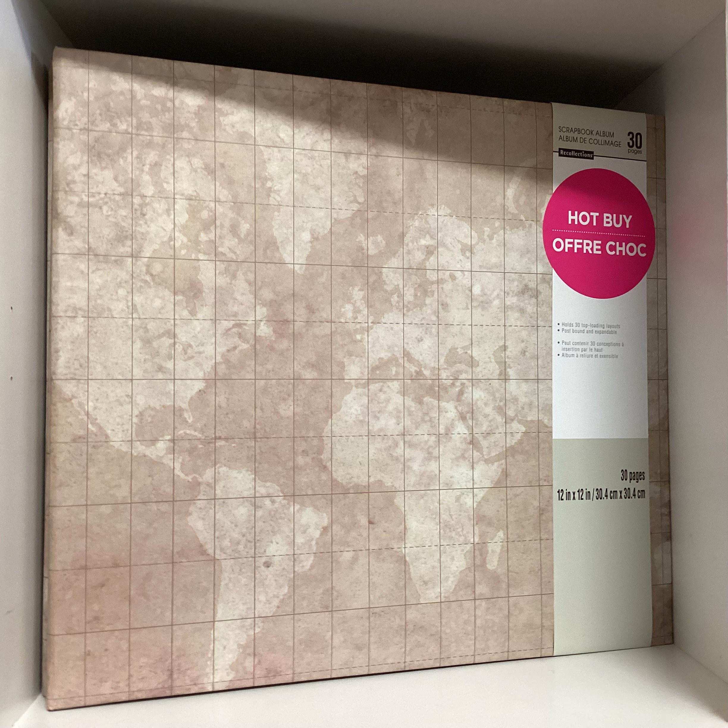 Recollections WORLD MAP 12"X12" Scrapbook Album