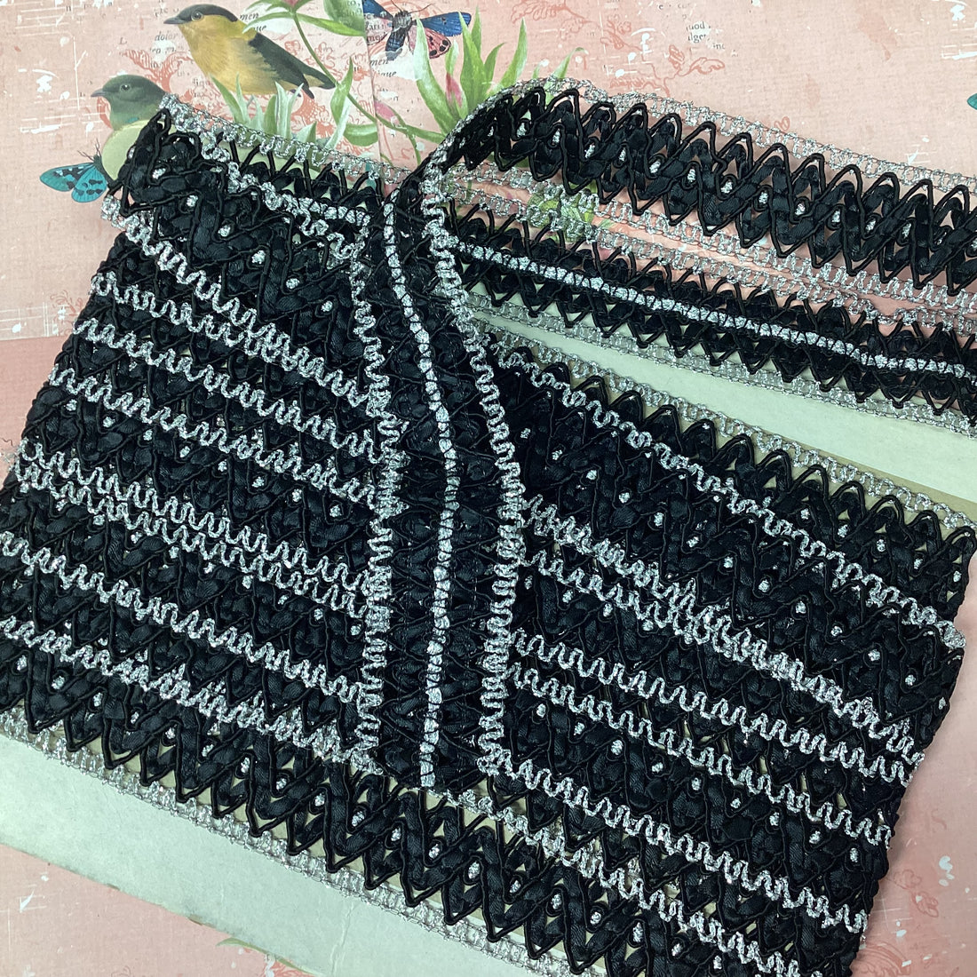 Scrapbooksrus Vintage Lace BLACK AND SILVER LUREX RYAN Ribbon Trim 1.5”X1yd