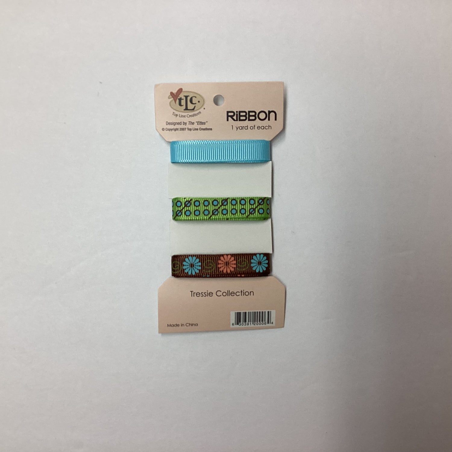 TLC ADORE Chatter Bookz Chipboard Scrapbook Album 39101