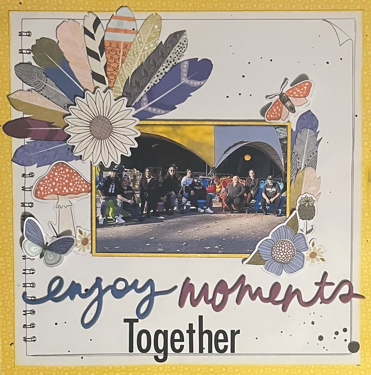 Vicki Boutin Discover + Create ROUND BRUSH 12"X12" Scrapbook Paper