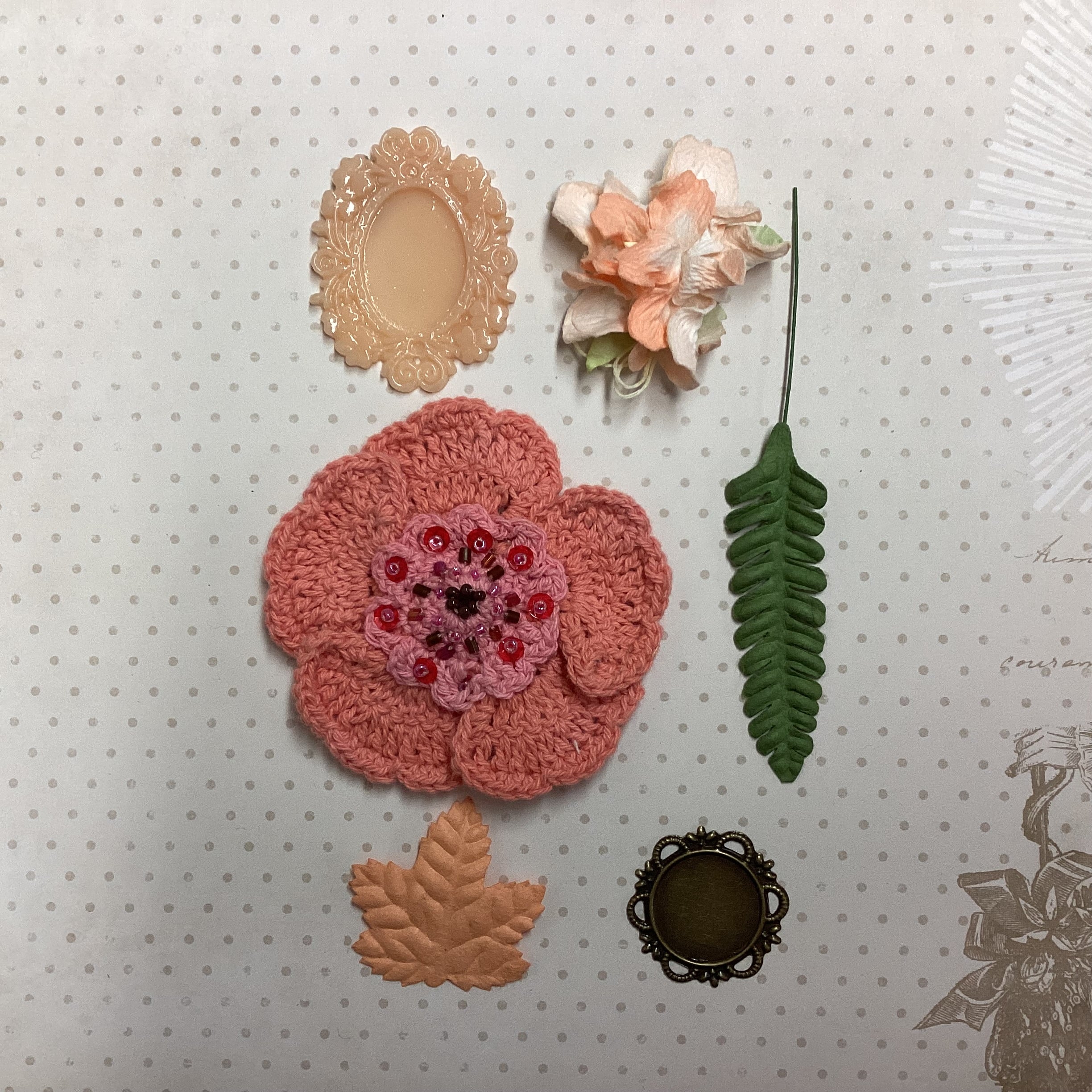 Scrapbooksrus VICTORIAN EPHEMERA Oval Cameo Frame & Flowers 6pc