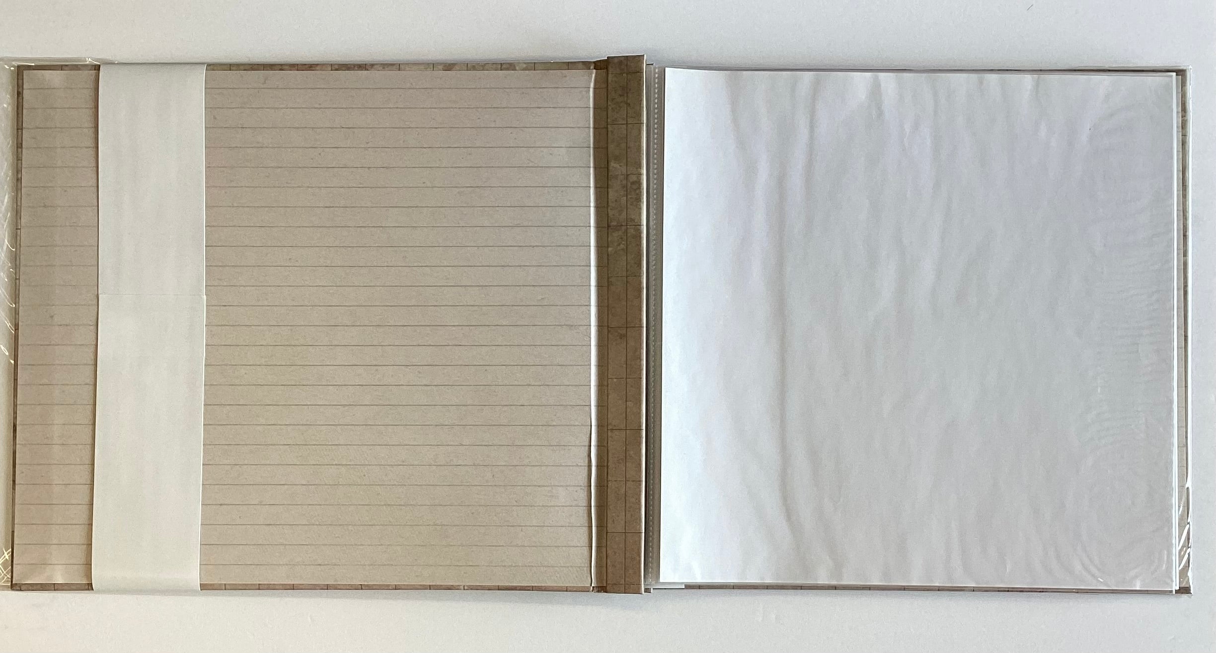 Recollections WORLD MAP 12"X12" Scrapbook Album