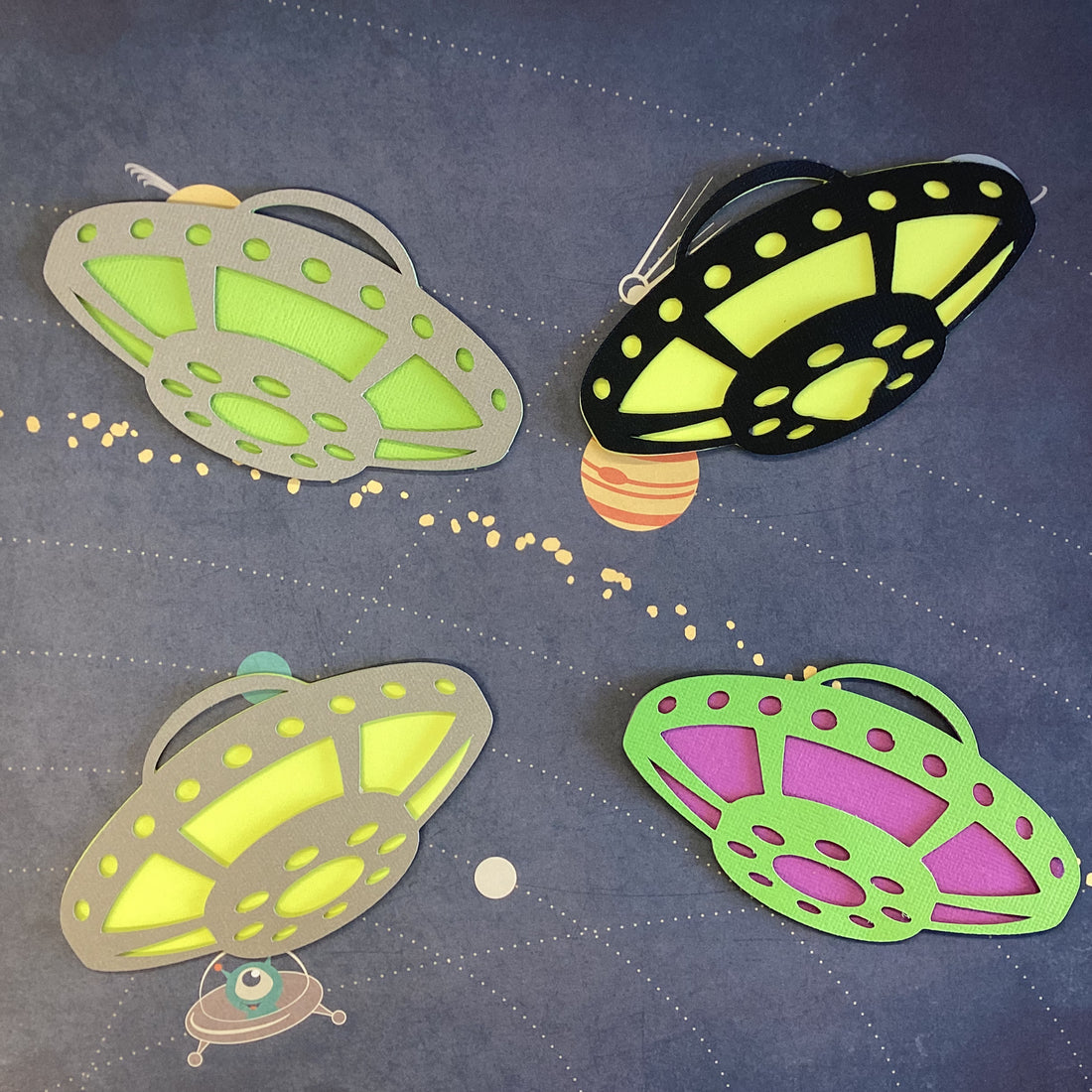 Scrapbooksrus Diecut ALIEN UFO Spaceship Custom Scrapbook Die Cuts