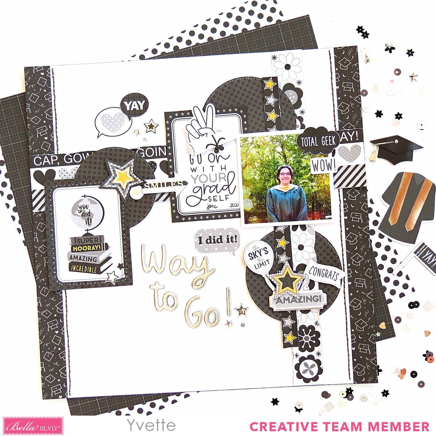 Bella Blvd CAP & GOWN Graduate Collection Kit 12"X12"