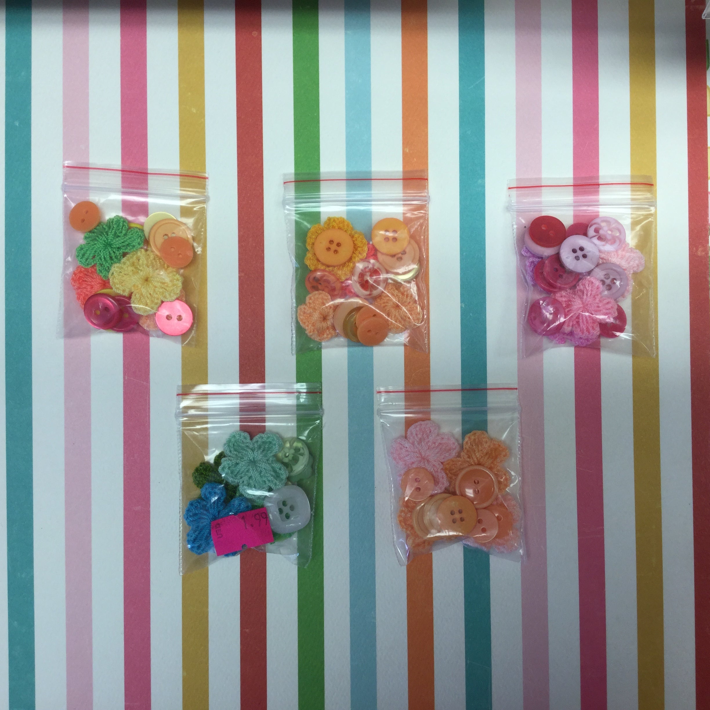 Crochet Flowers & Buttons SUMMER 12-14pc ScrapbooksRUs