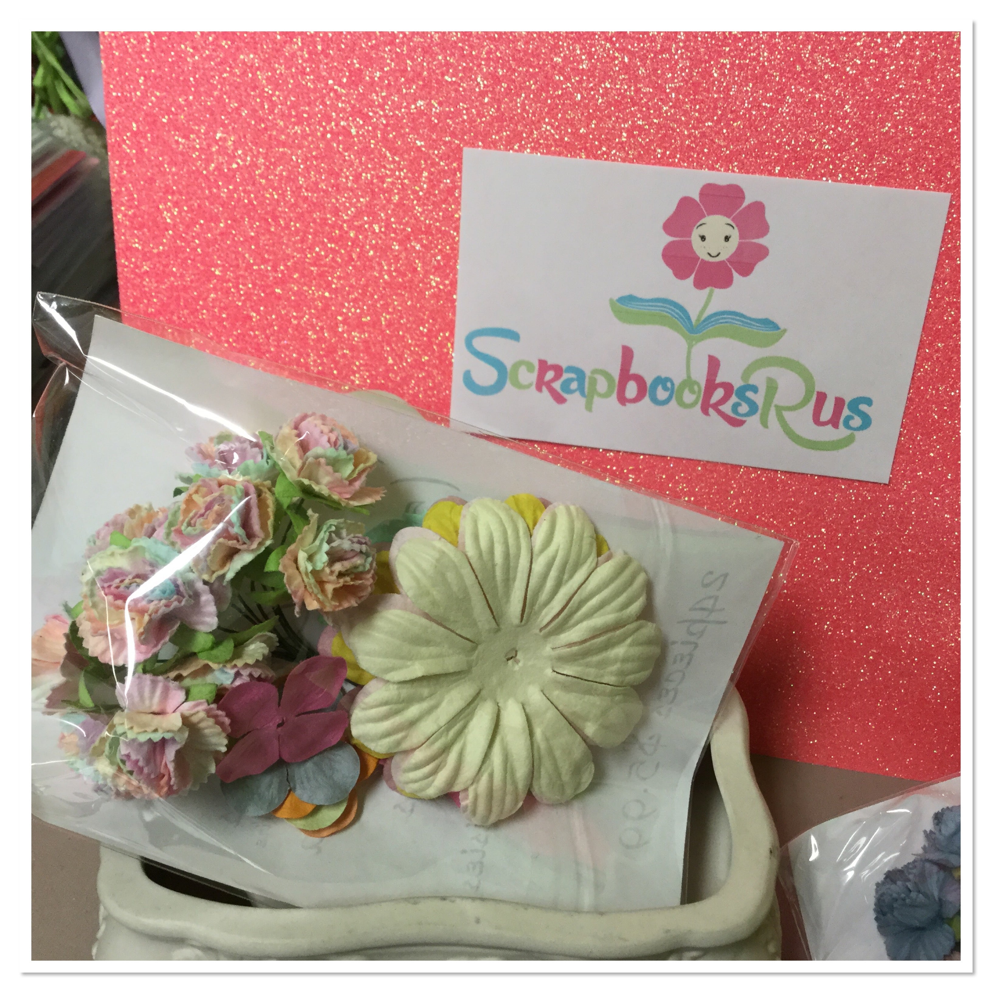 Carnations Hydrangeas Leaves & Big Daisies 24pc Pastel