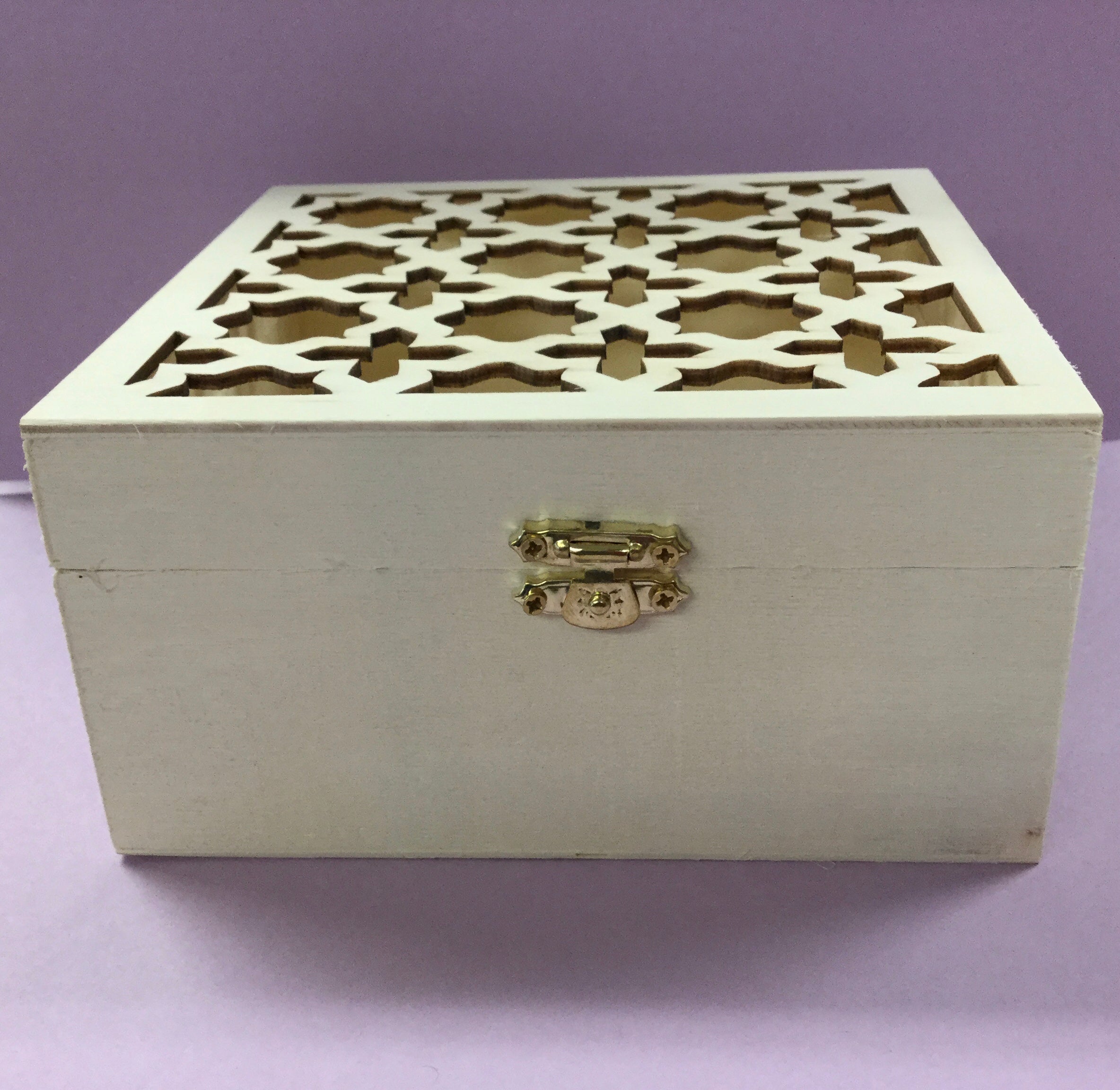 Darice Unfinished Wood Box SQUARE Laser Cut Top Scrapbooksrus