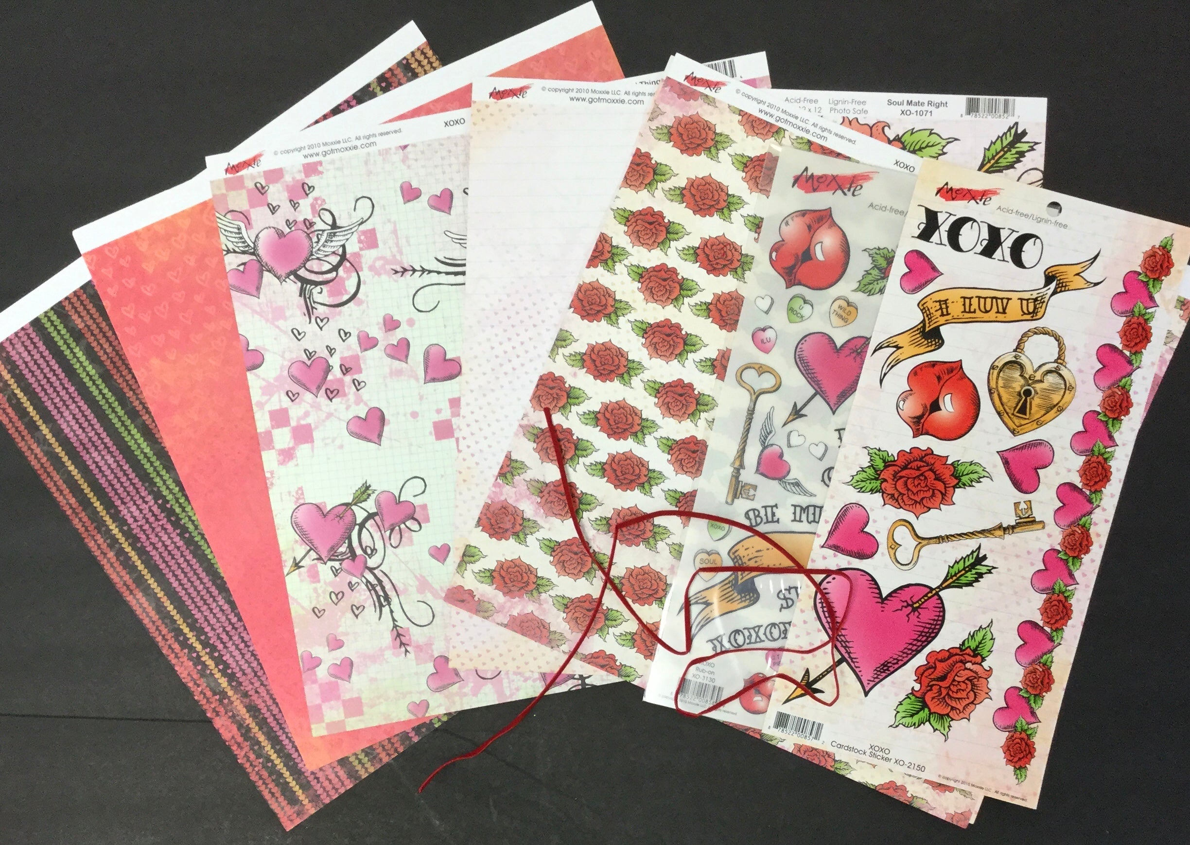 Moxxie XOXO Paper Pack 8pc Scrapbooksrus