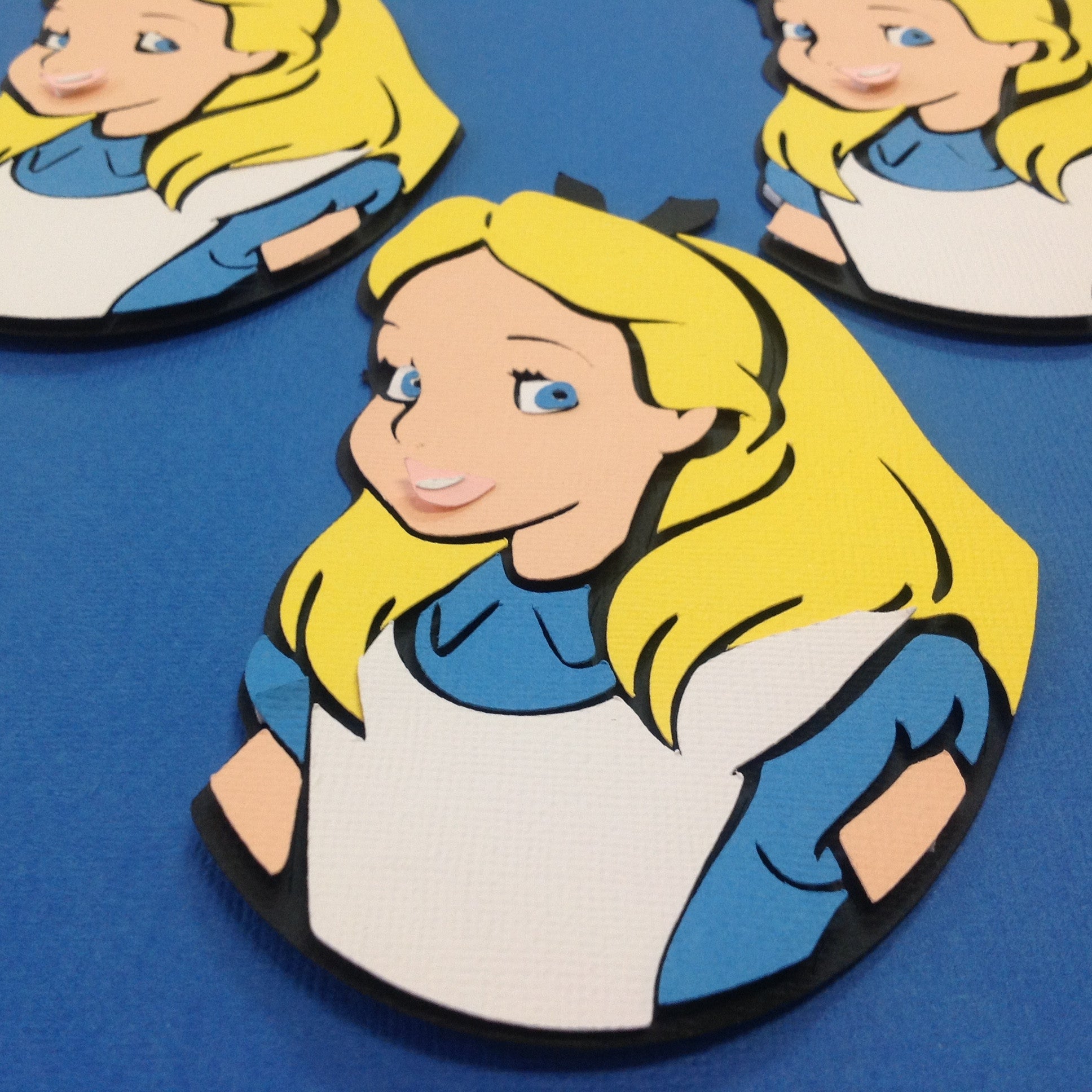 ALICE IN WONDERLAND 3D Scrapbook Die Cut Embellishment