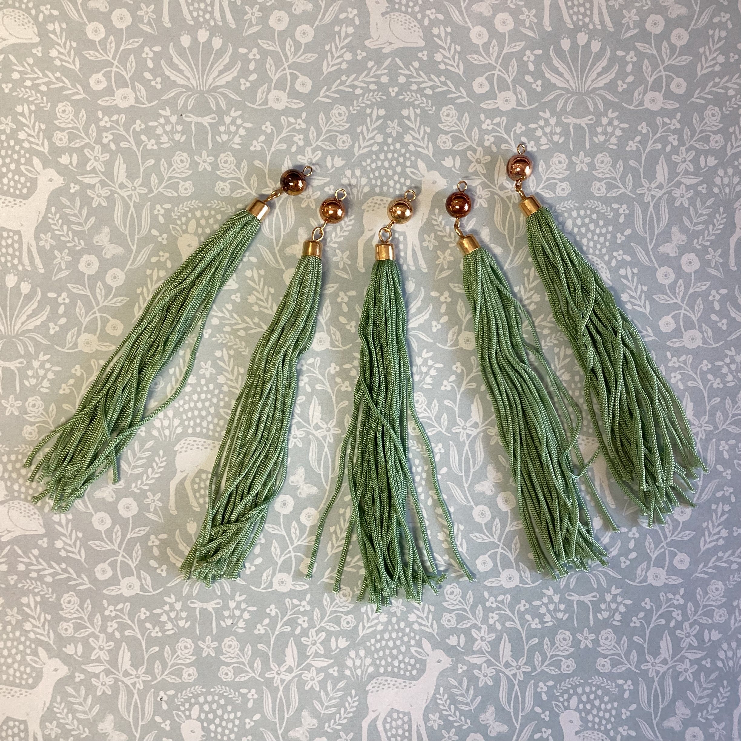 Scrapbooksrus DECORATIVE GOLD BALL TASSELS 5”