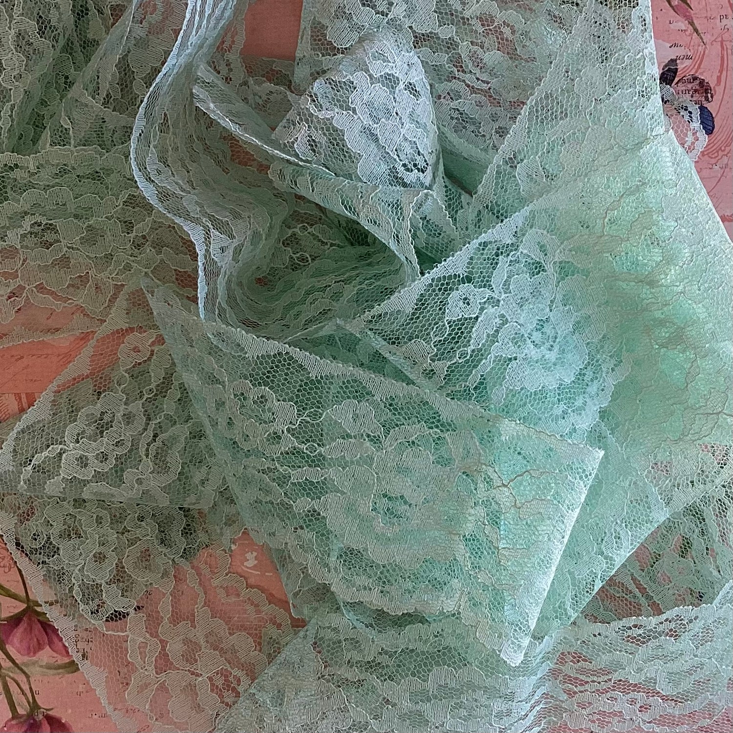 Scrapbooksrus Vintage Lace MINT FLOWER CENTER Ribbon Trim 2.75”X2yd