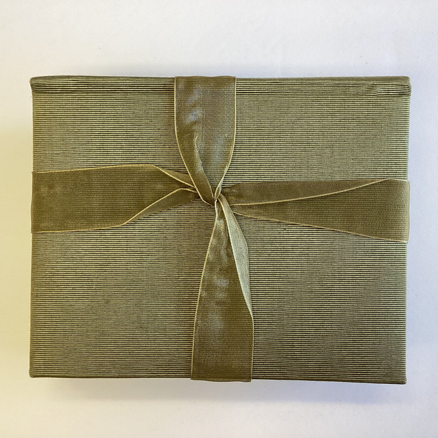 MYX 1 Up PHOTO ALBUM 4”X6” Gift Pack