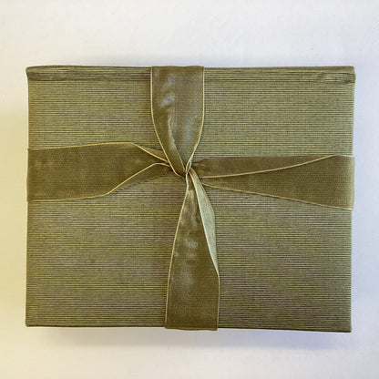 MYX 1 Up PHOTO ALBUM 4”X6” Gift Pack