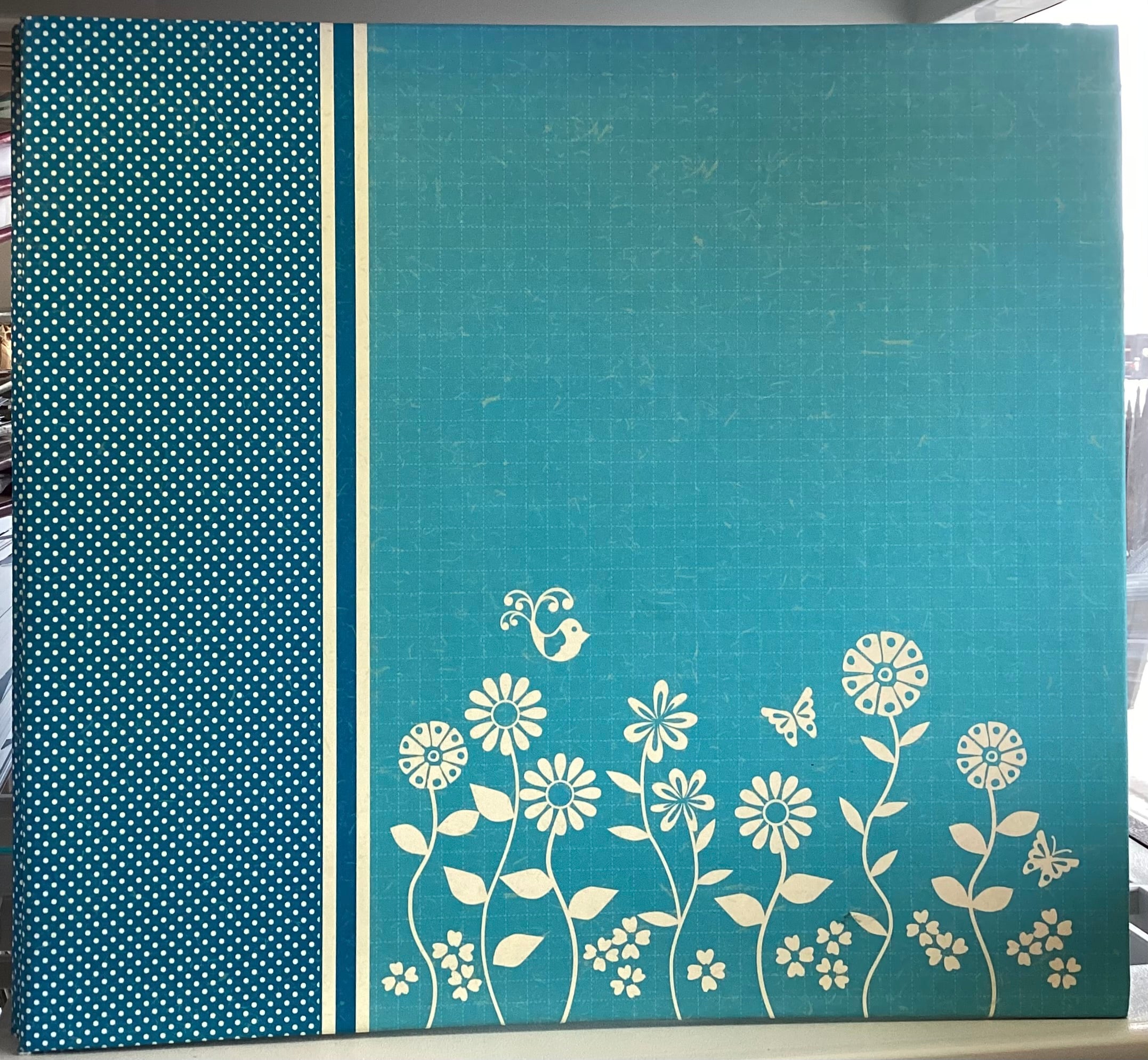 Colorbok DISTRESSED BLUE FLORAL 12”x12” Postbound Scrapbook Album