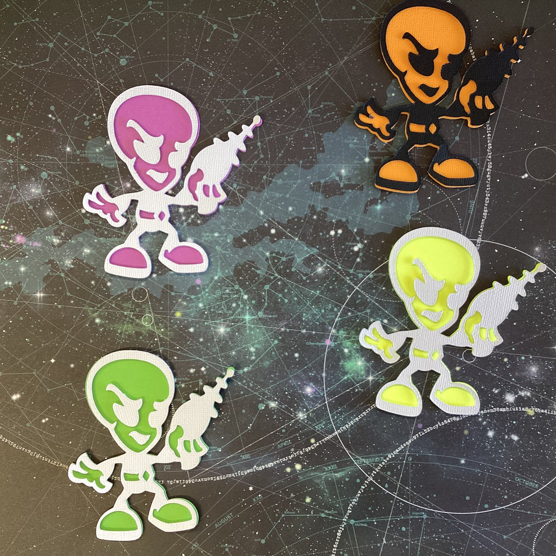 Scrapbooksrus Diecut ALIEN WITH LASER 3D Scrapbook Die Cut Embellishment