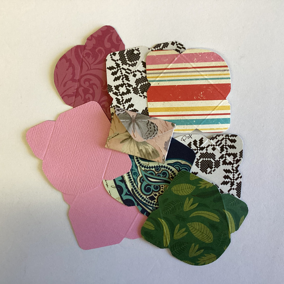 Scrapbooksrus MINI ENVELOPES Diecuts 10pc