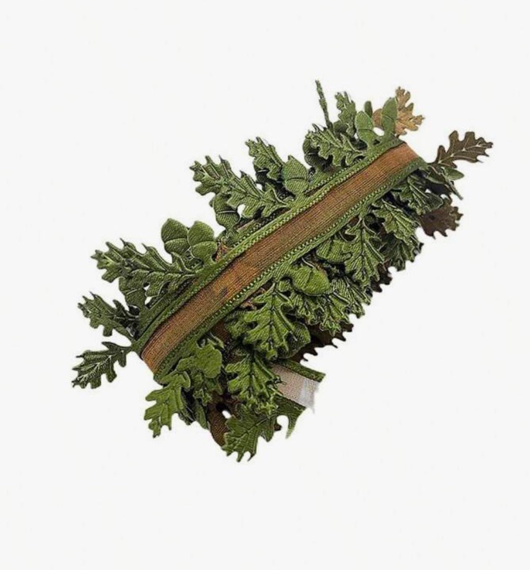 May Arts ORGANZA SATIN LEAF RIBBON Shaped Trim