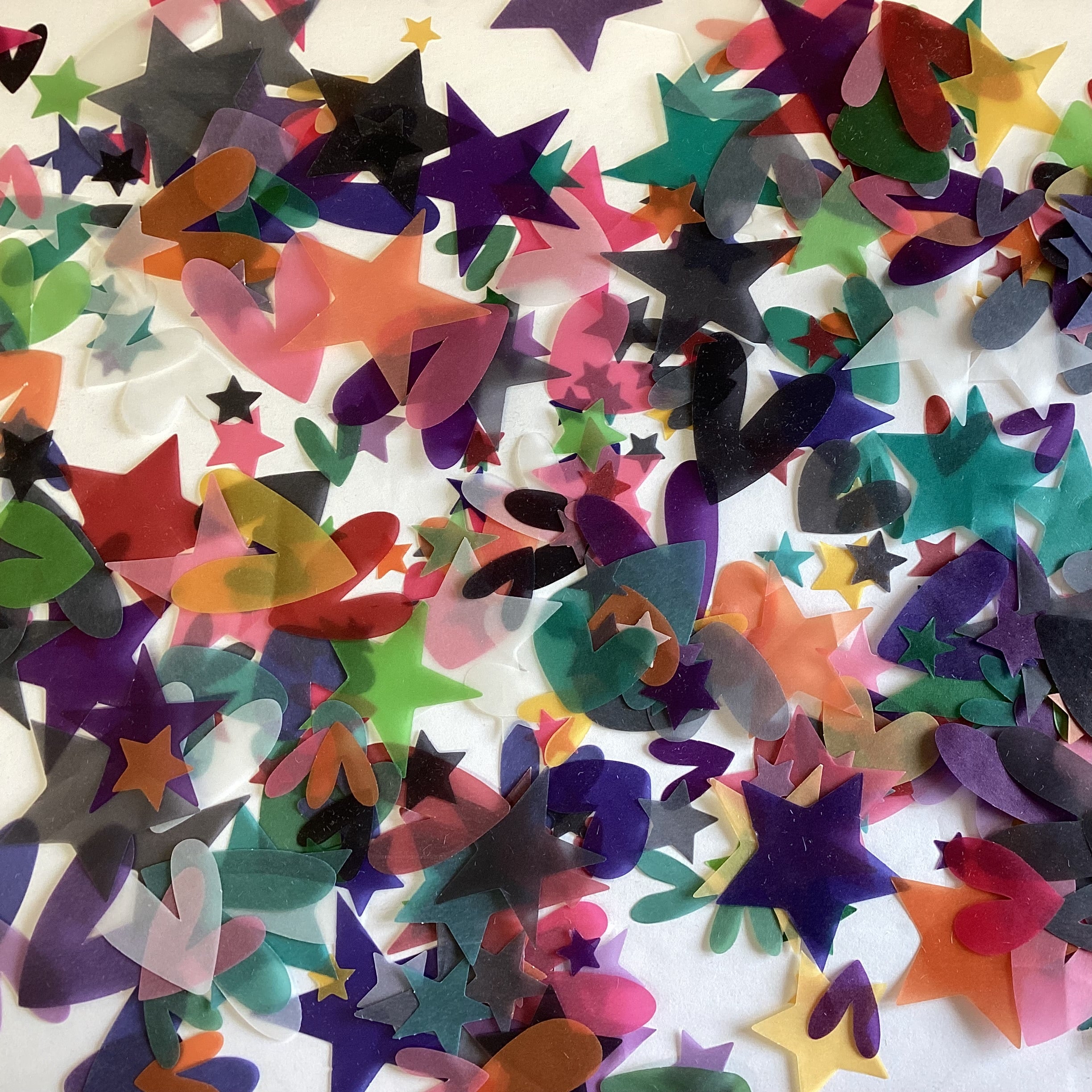 Kingston Crafts CELEBRATING EVERYDAY LIFE Vellum Shapes 1,288pc
