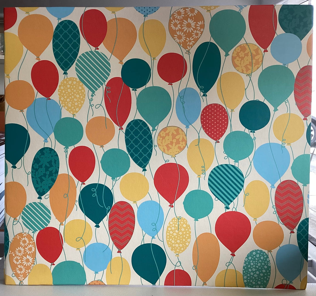 COLORFUL BALLOONS 12”x12” Scrapbook Album