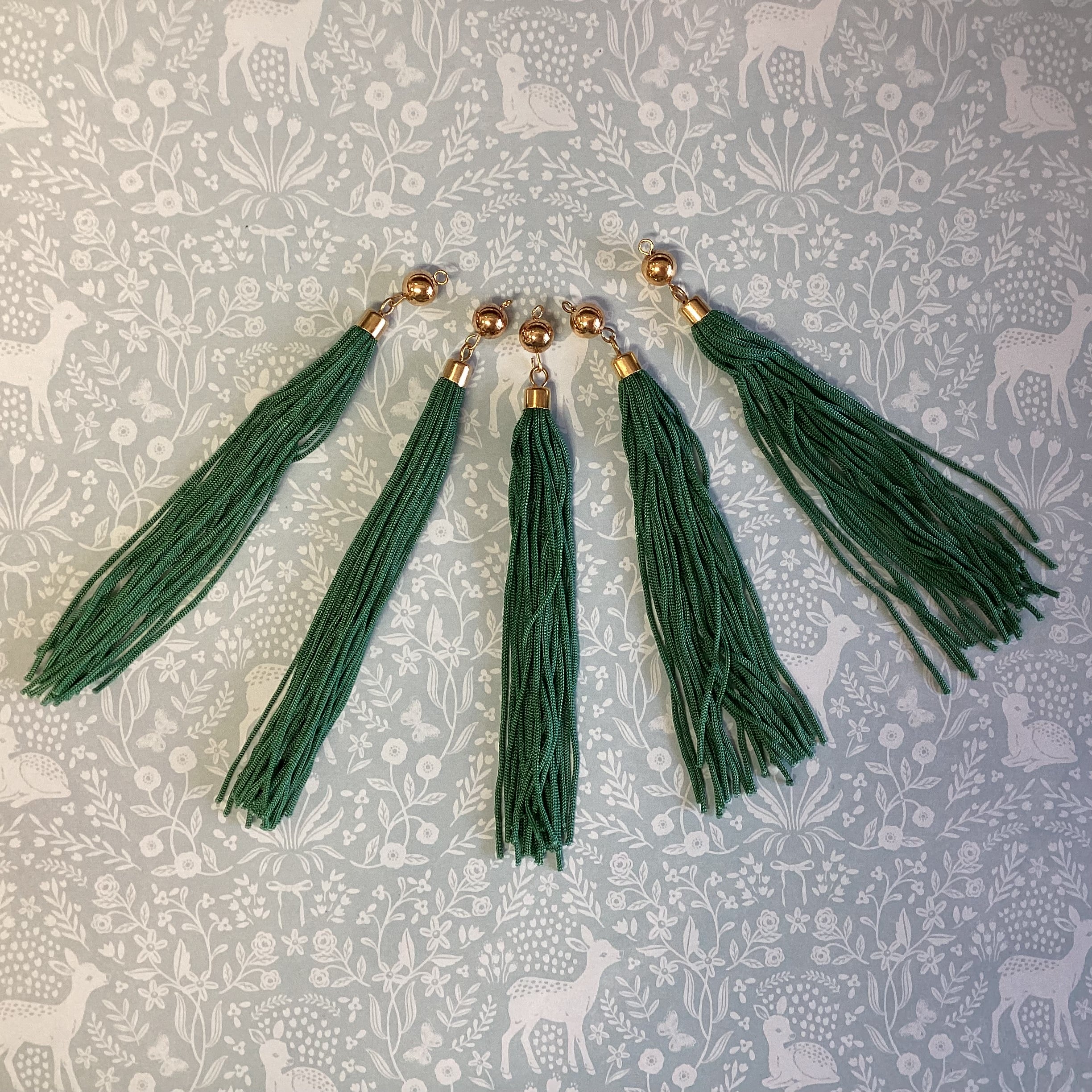 Scrapbooksrus DECORATIVE GOLD BALL TASSELS 5”