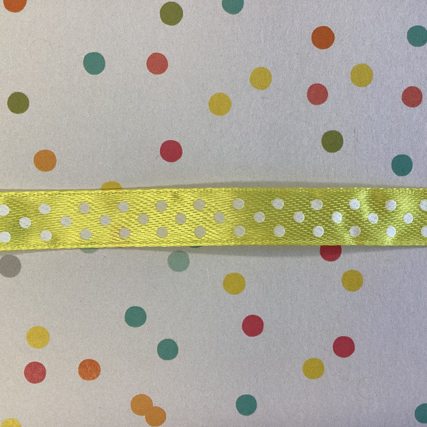 Creative Impressions POLKA DOT SATIN RIBBON 3/8” 1 yards