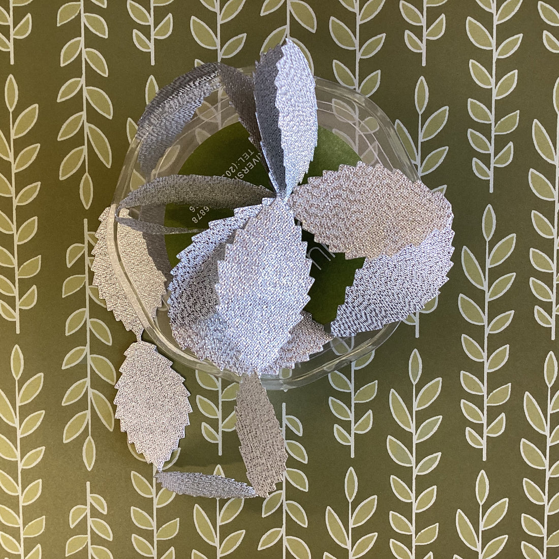 May Arts LEAF RIBBON Shaped Trim