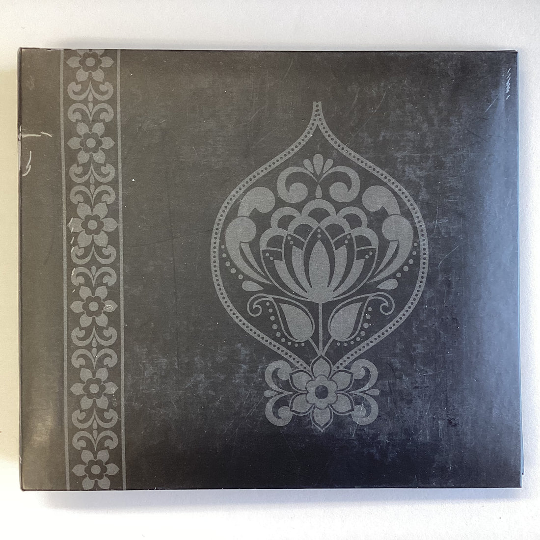 Postbound Album BLACK FLORAL BORDER 6"X6" Scrapbook Memory Book