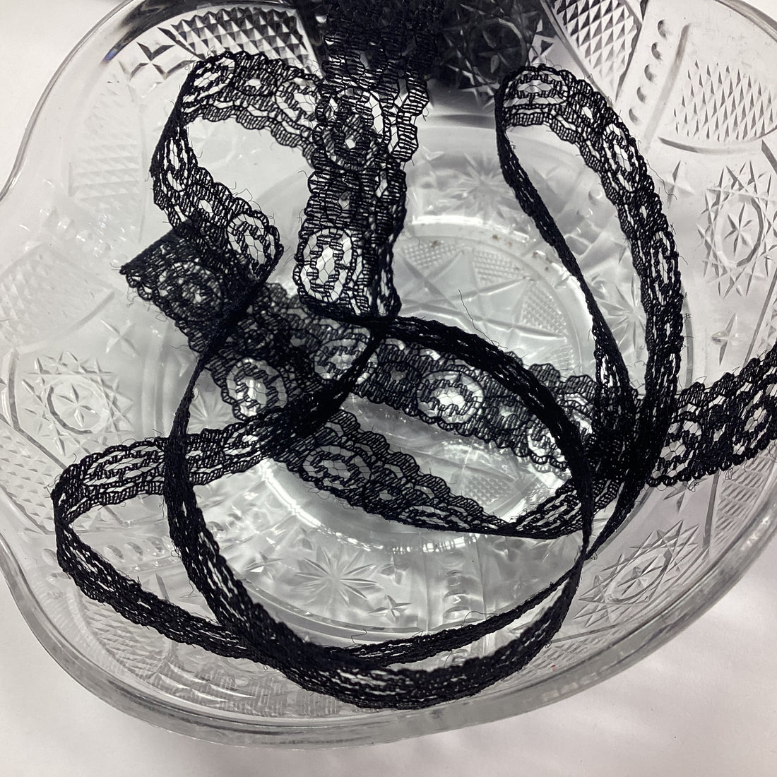 Scrapbooksrus LACE TRIM 3/4” Ribbon 1 yard