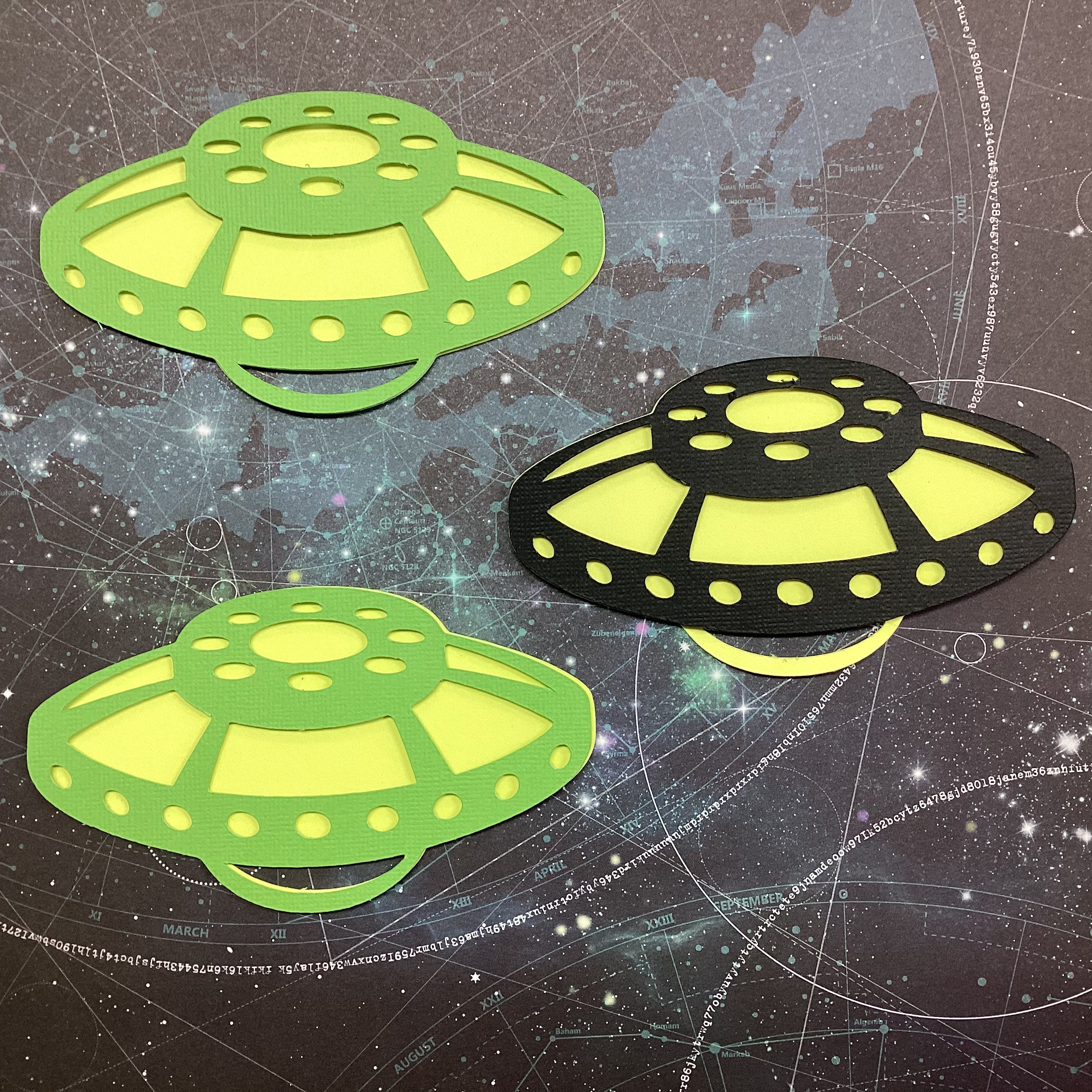 Scrapbooksrus Diecut ALIEN UFO Spaceship Custom Scrapbook Die Cuts