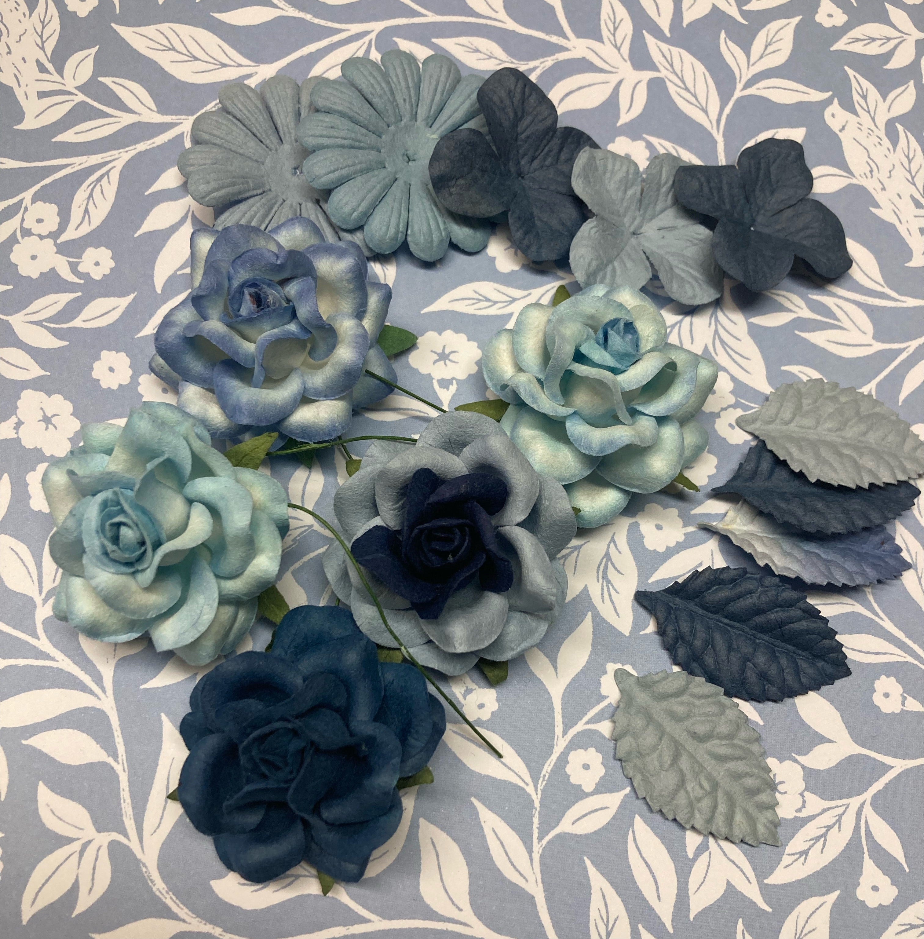 Sweet Roses Flowers Leaves BLUES 15pc