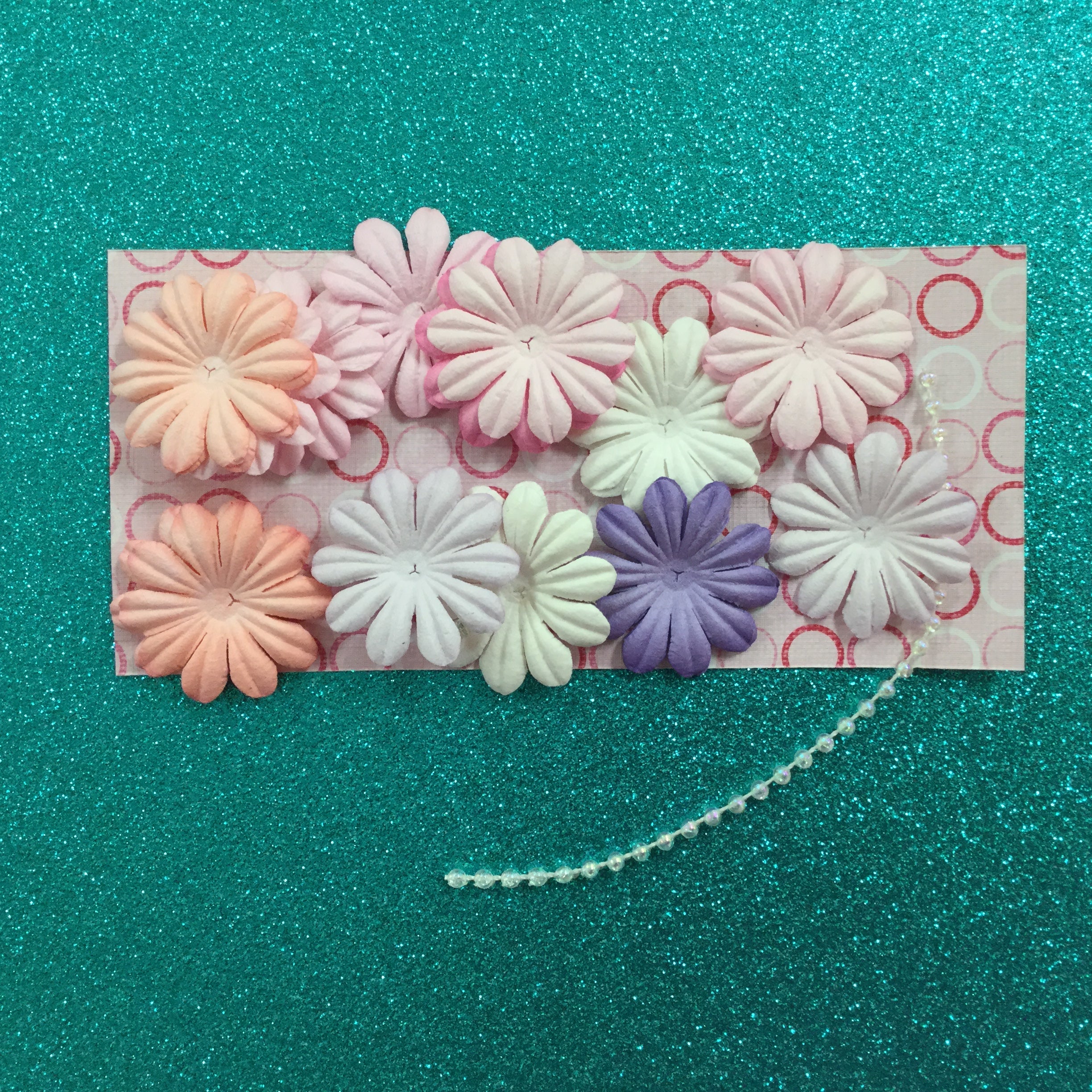 1.25” Summer Blooms Plus Beads 20pc Scrapbooksrus 