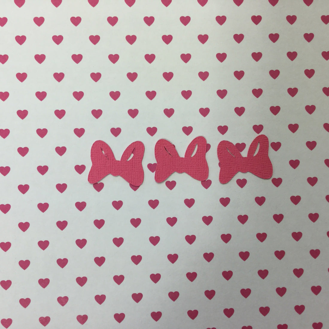 Disney Minnie 1” HAIR BOW Custom Die Cut Embellishment 20pc Scrapbooksrus