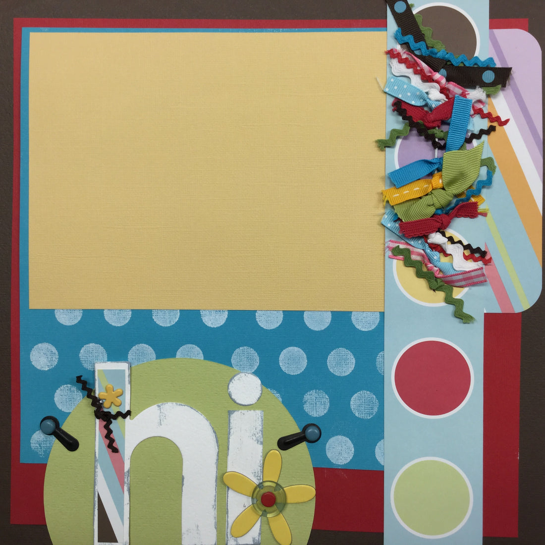 Premade Page HI CIRCLES & STRIPES 12"x12" Scrapbook Scrapbooksrus