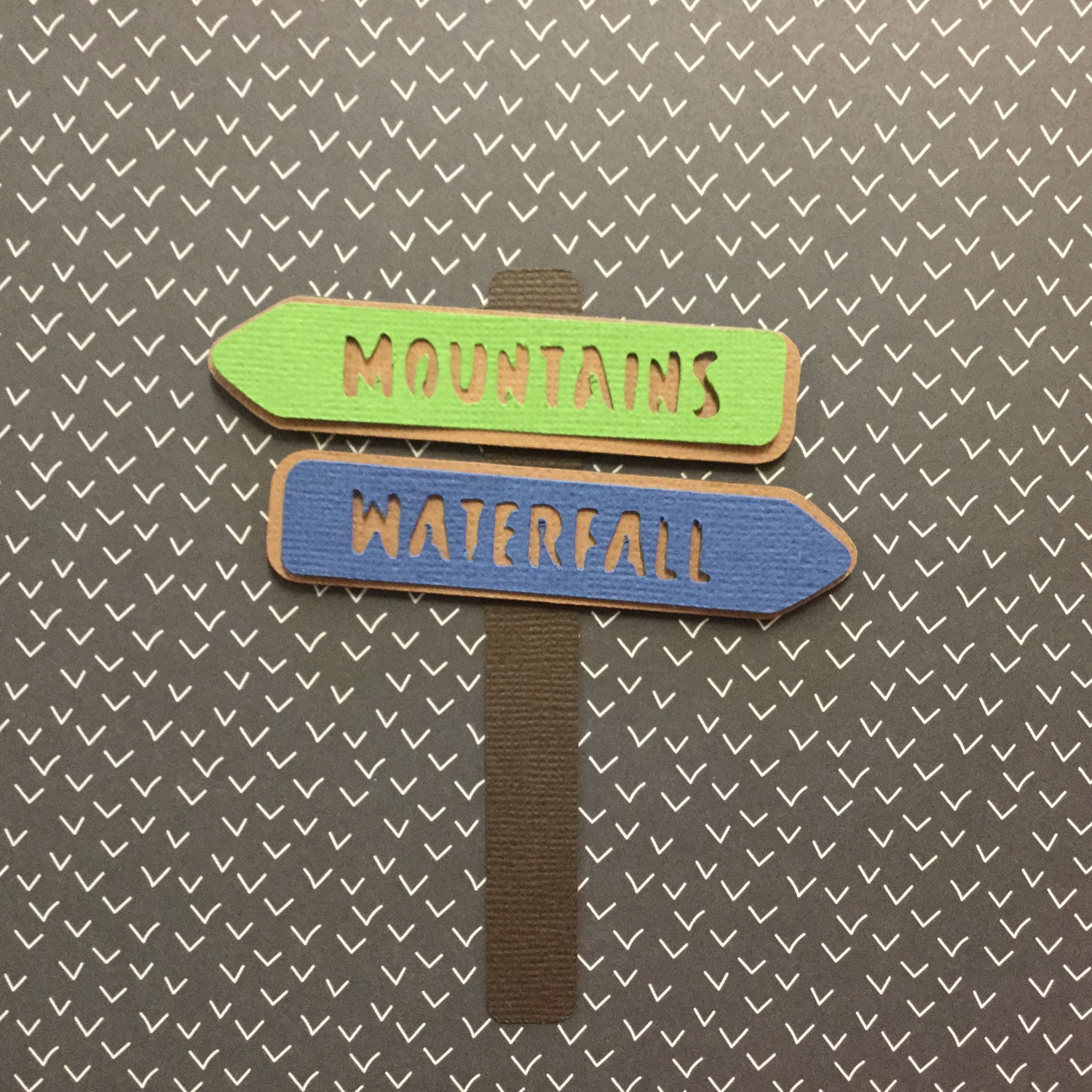 HIKING SIGN POST Forest Lake Mountain Waterfall Canyon Die Cuts