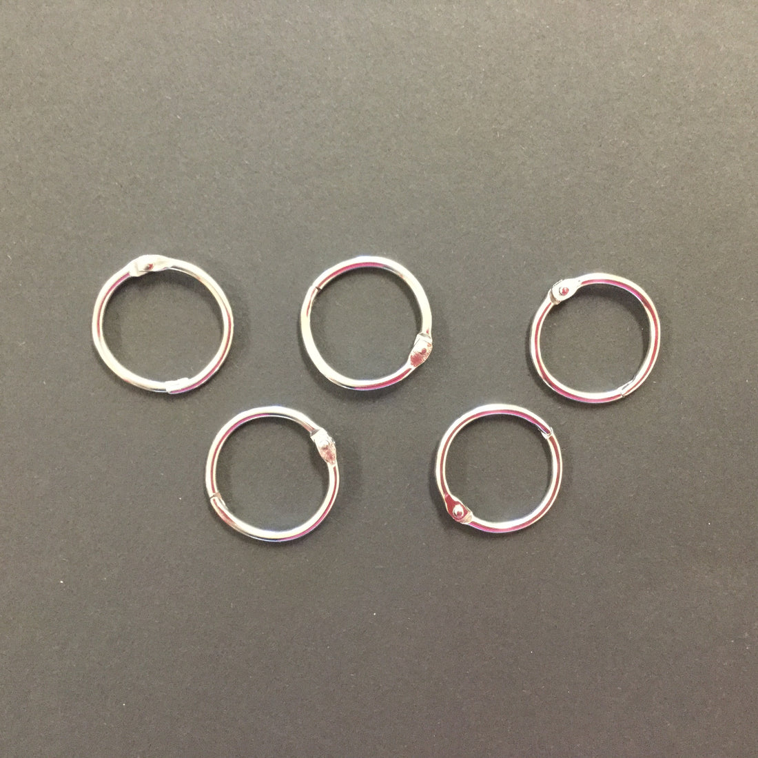 Silver Jump Rings 1 inch 5pc Scrapbooksrus