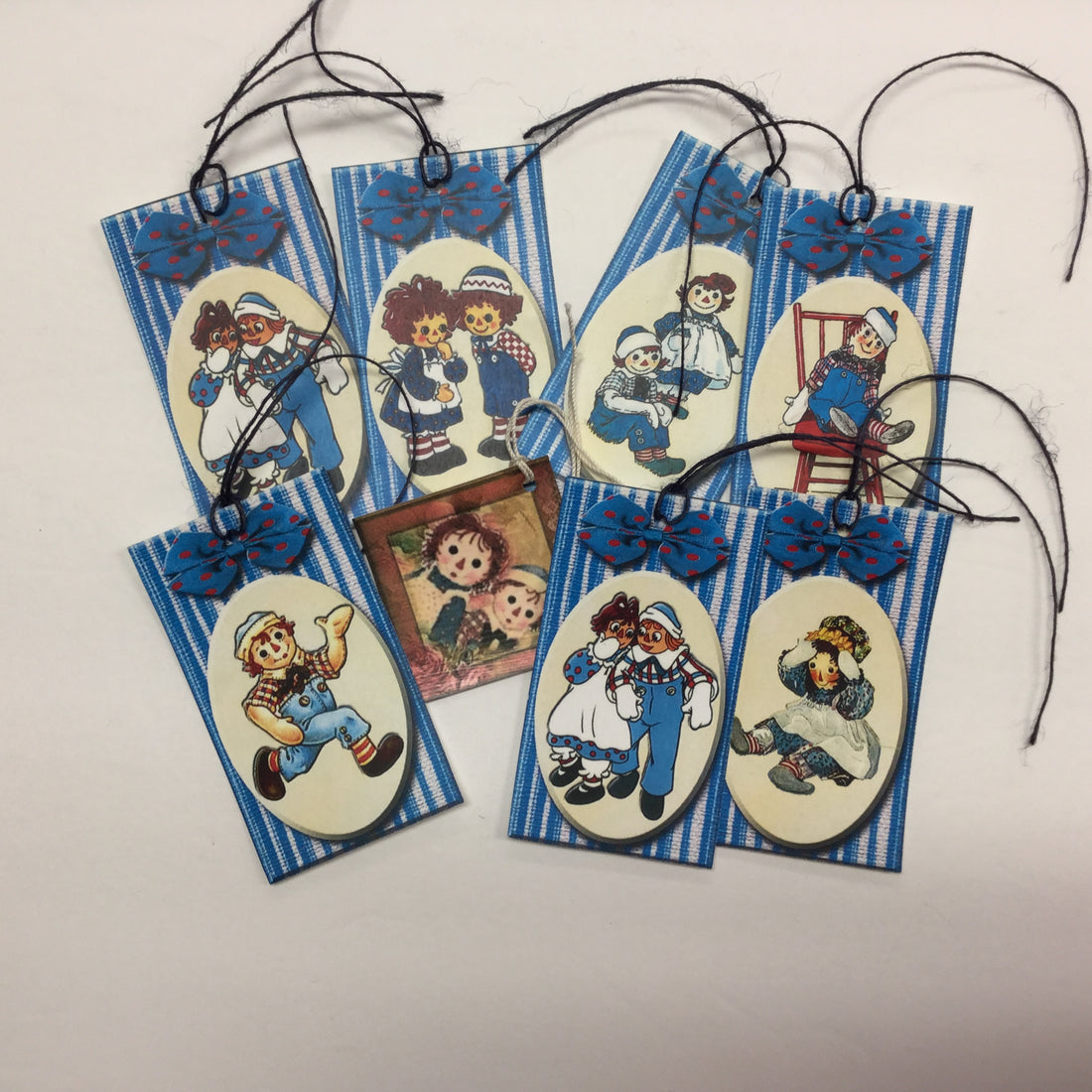 Tags & Ephemera 10pc SENTIMENTS & GREETINGS TAGS Scrapbooksrus