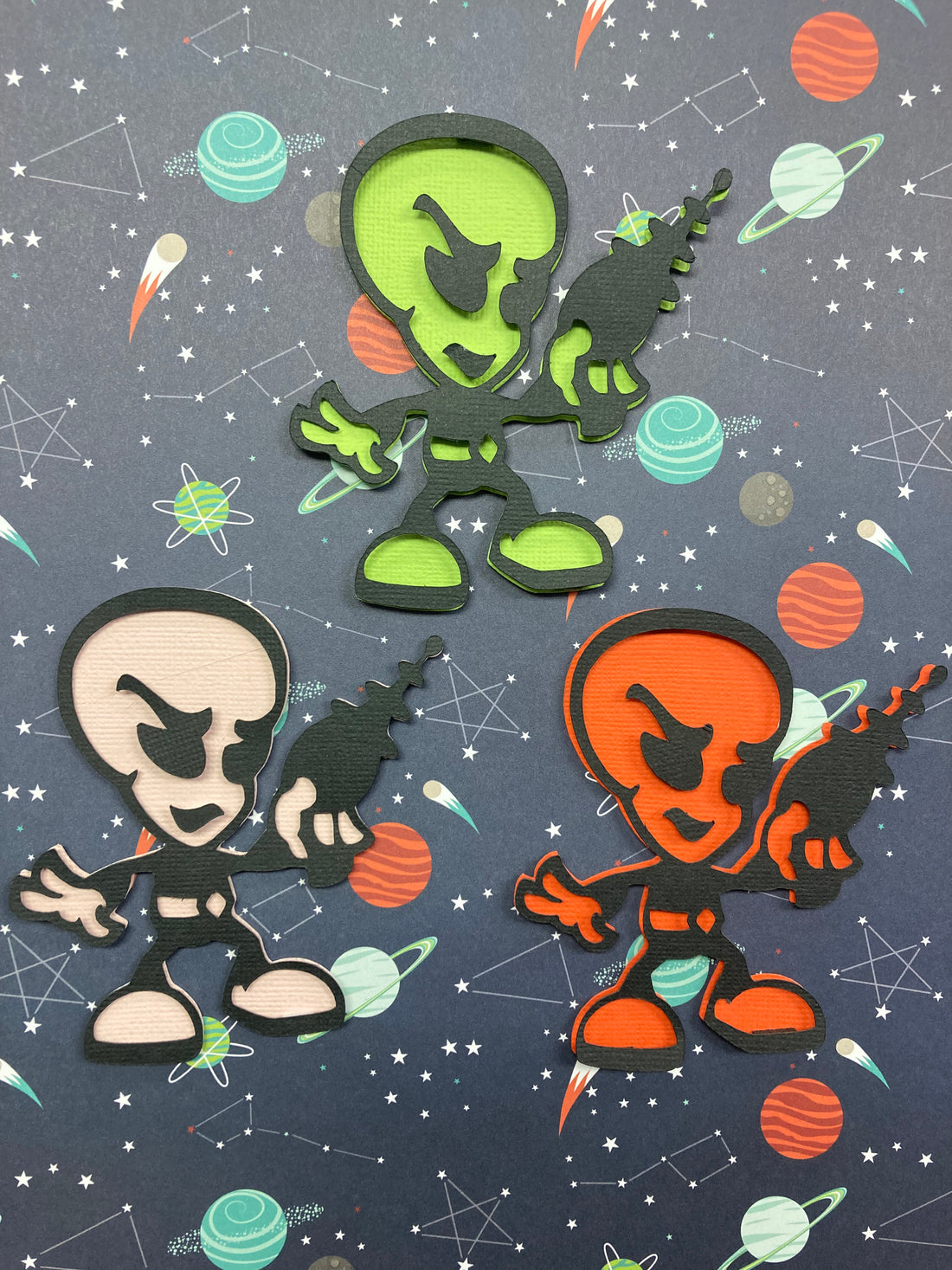 ALIEN WITH LASER 3D Scrapbook Die Cut Embellishment Kyandyland.com