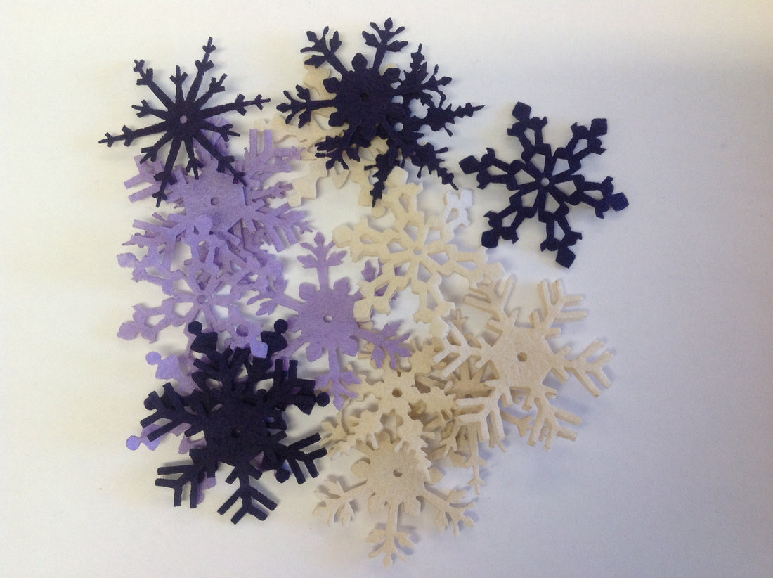 Creative Impression Snowflakes Large Felt 24pc